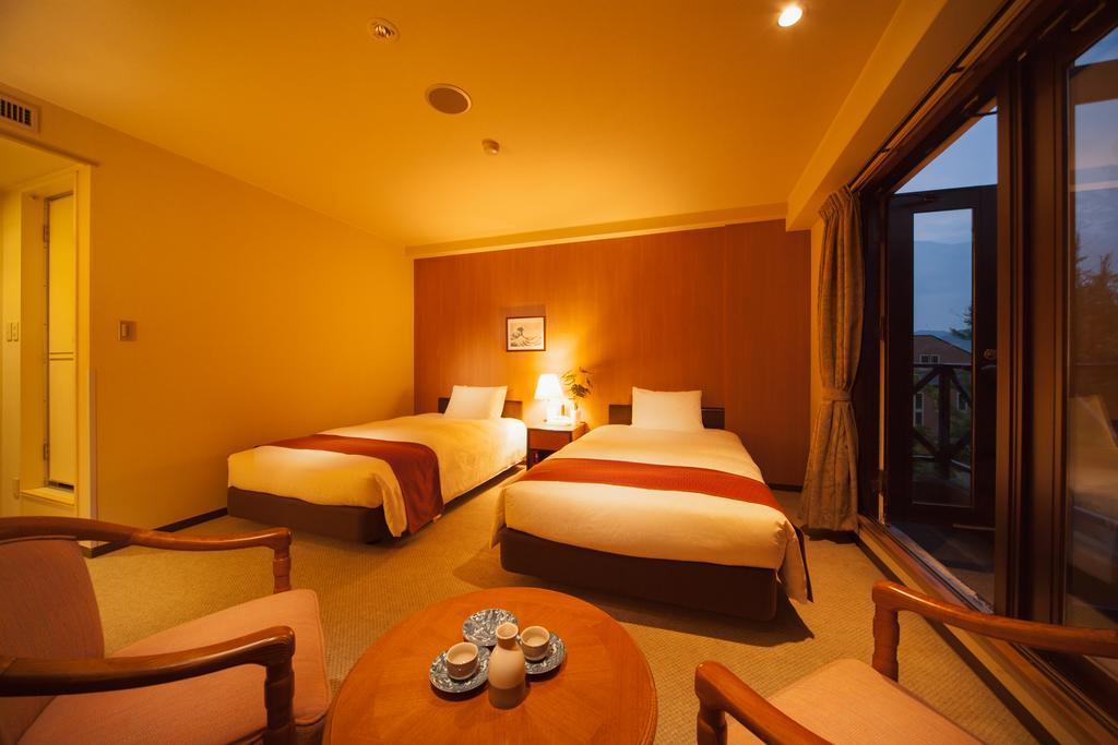 Hakuba Springs Hotel Bagian luar foto
