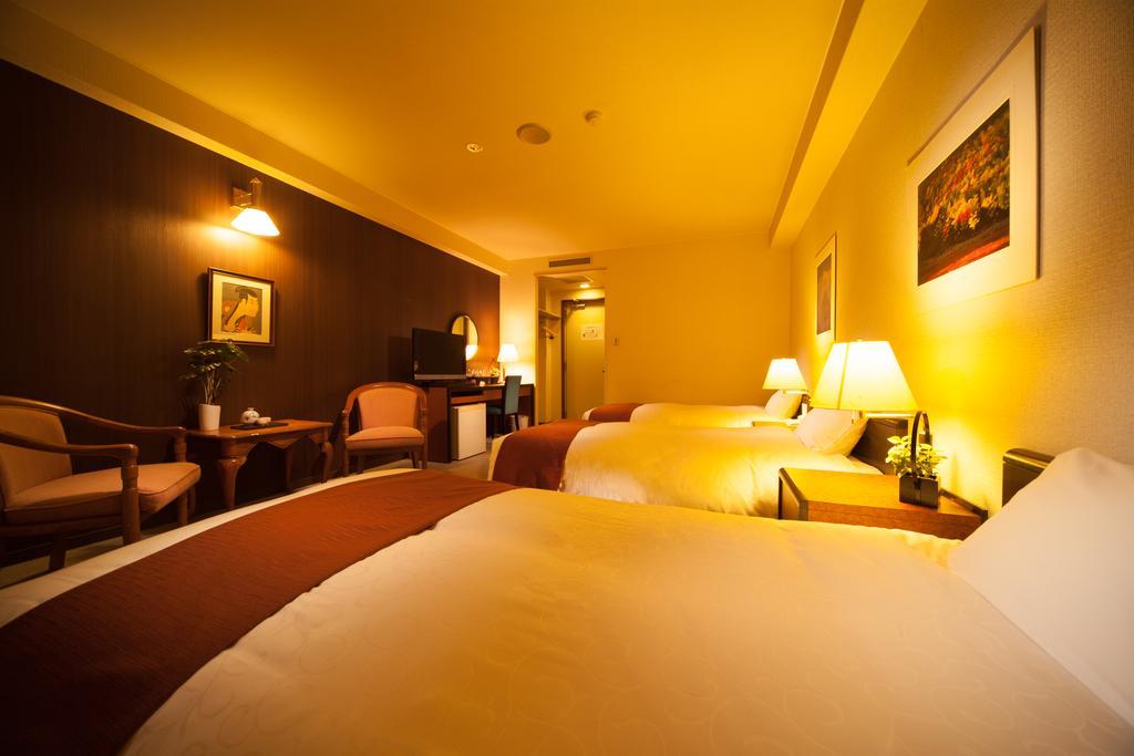 Hakuba Springs Hotel Bagian luar foto